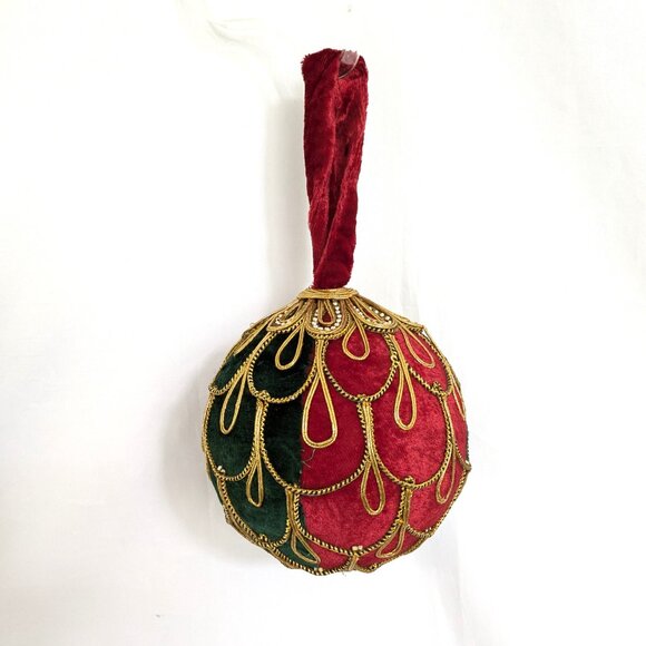 VTG Bombay Co. Christmas Ornament Velvet Red Green Gold Braid Bead Ball - Picture 7 of 10